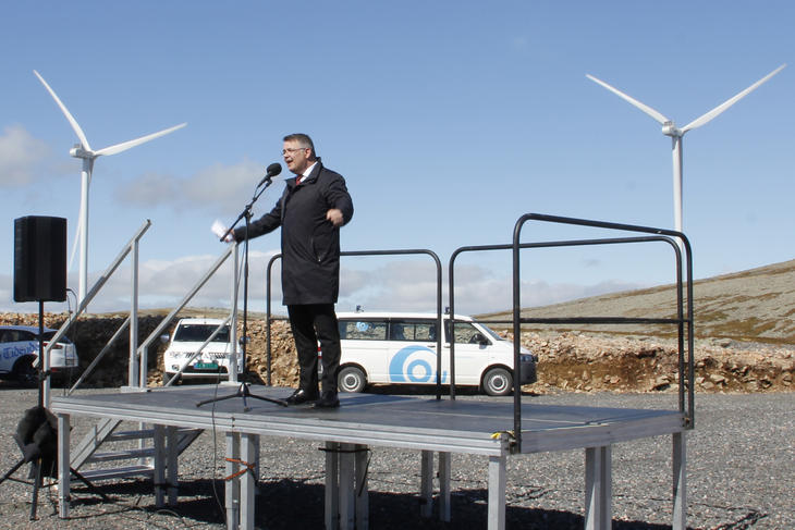 Olje- og energiminister Kjell Børge Freiberg åpnet tirsdag Ånstadblåheia vindpark på Sortland.